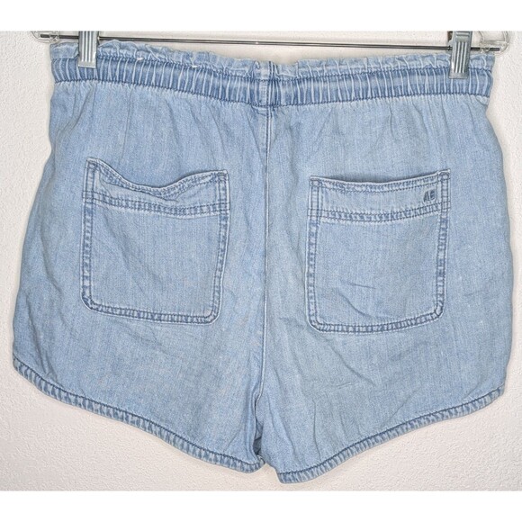 American Eagle Shorts Pocket Lightweight Denim Drawstring Size Medium (32) (667) - Picture 2 of 4